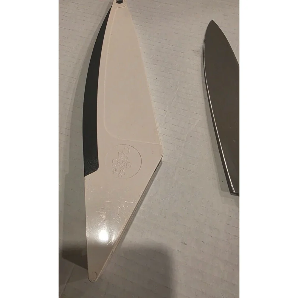 Pampered Chef Chef's Knife With Self Sharpening Case 8